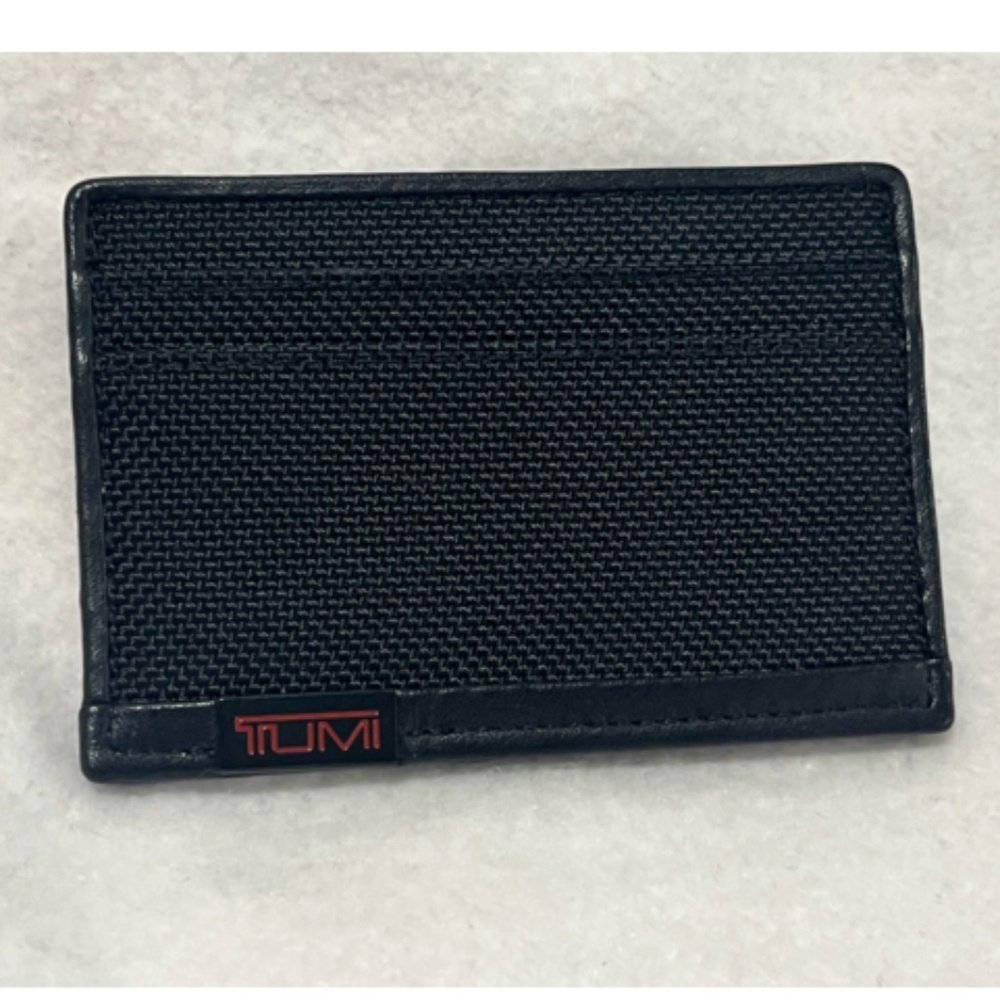 Tumi Slim Card Case Wallet